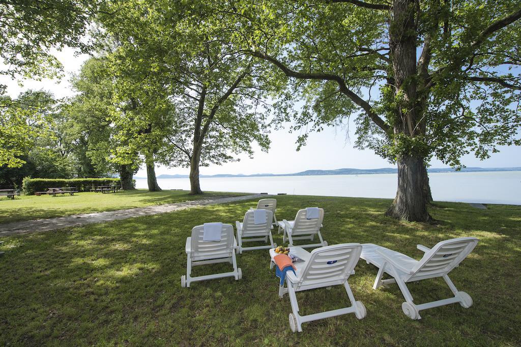 Familia Hotel Balatonboglár Εξωτερικό φωτογραφία