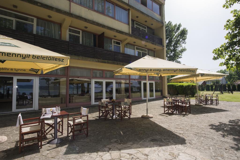 Familia Hotel Balatonboglár Εξωτερικό φωτογραφία