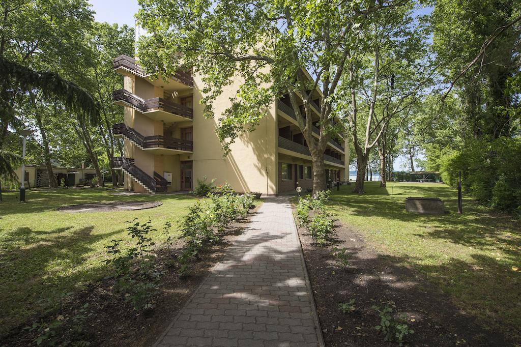 Familia Hotel Balatonboglár Εξωτερικό φωτογραφία